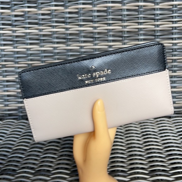 Kate Spade Staci Colorblock Large Slim Bifold Wallet - Picture 14 of 16